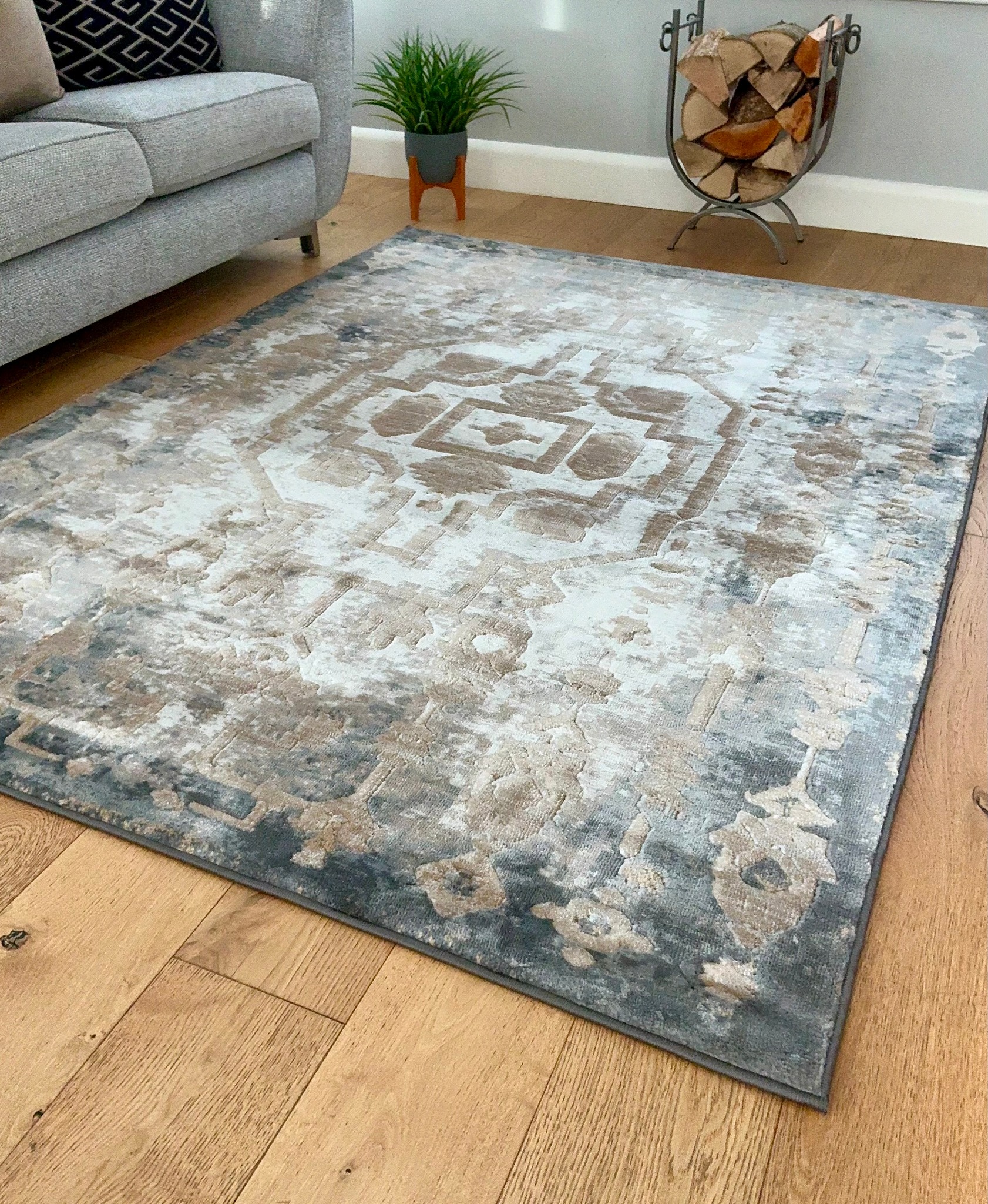 Beige Gold Silver Grey Modern Traditional Distressed Medallion Design Rug Soft Quality Lounge Area Rugs